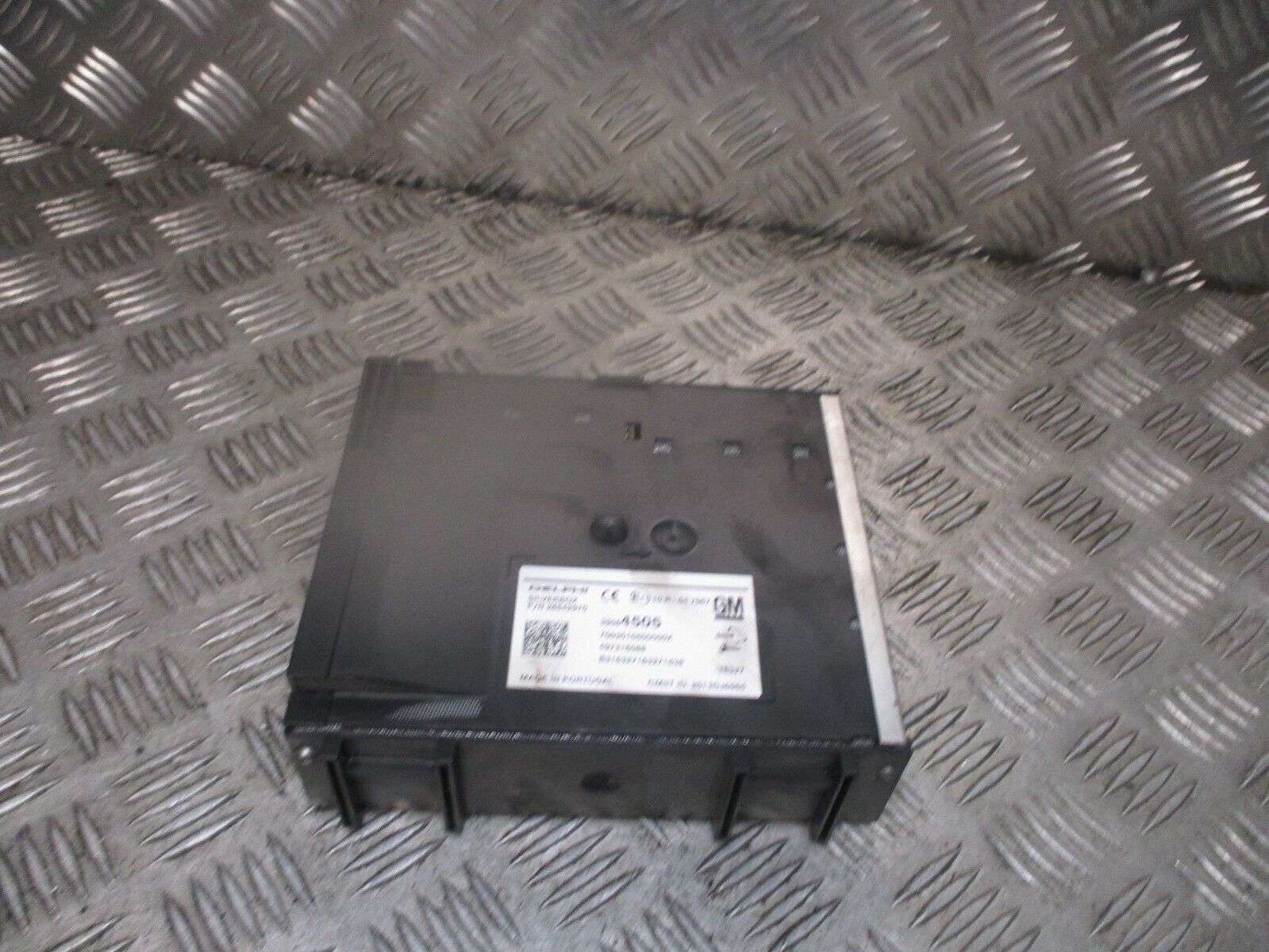 2015 GENUINE VAUXHALL ASTRA SAT NAV DAB CONTROL MODULE UNIT 39084505