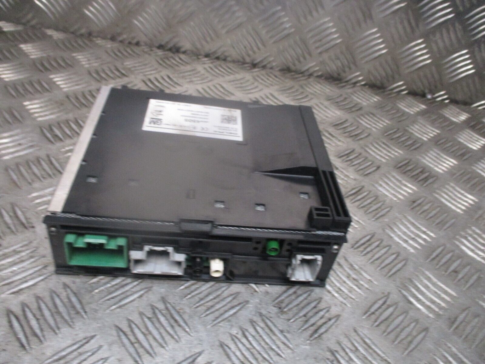 2015 GENUINE VAUXHALL ASTRA SAT NAV DAB CONTROL MODULE UNIT 39084505 - Image 3