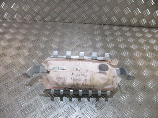 2016 GENUINE NISSAN QASHQAI J11 INTERIOR PASEENGER SIDE DAHBOARD KNEE AIRBG UNIT