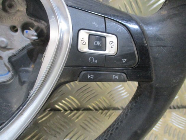 2012-2017 GENUINE VW GOLF MK7 MULTIFUNCTION STEERING WHEEL 5G0419091DJ - Image 2