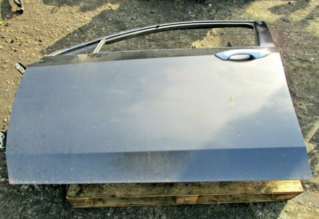 2011 HONDA ACCORD FRONT LEFT PASSENGER SIDE BARE SHELL DOOR IN MINT CONDITION