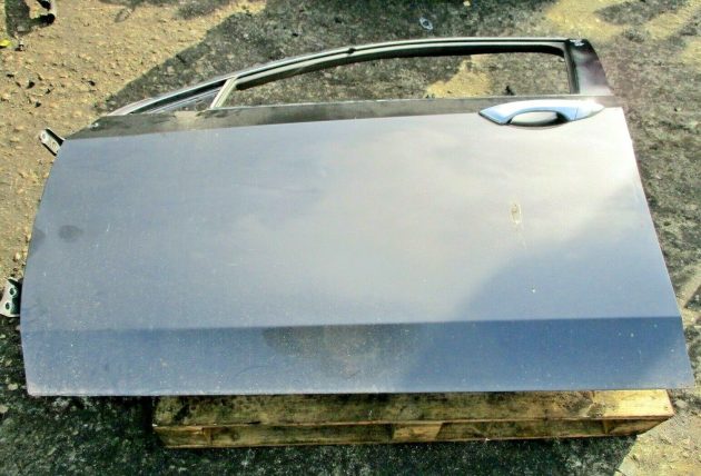 2011 HONDA ACCORD FRONT LEFT PASSENGER SIDE BARE SHELL DOOR IN MINT CONDITION - Image 2