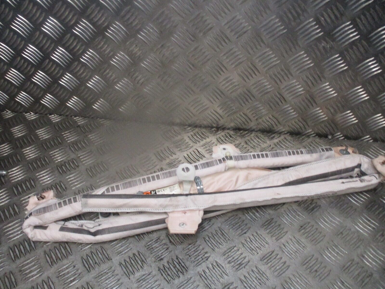 2015 GENUINE VAUXHALL ASTRA FRONT LEFT PASSENGER SIDE CURTAIN ROOF BAG 39058589 - Image 2