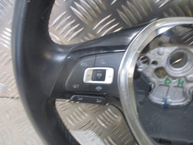 2018 GENUINE VW GOLF MK7 5DOOR MUTLIFUNCTION STEERING WHEEL  5G0419091 - Image 3