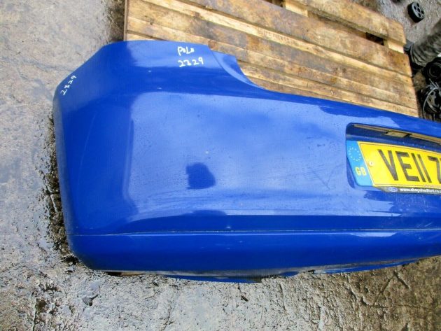 2011 GENUINE VW POLO 6R REAR BUMPER IN MINT CONDITION - Image 2