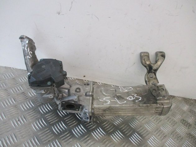 2013 GENUINE MERCEDES E CLASS SPRINTER 2.1 DIESEL EGR VALVE COOLER A6511420467 - Image 2