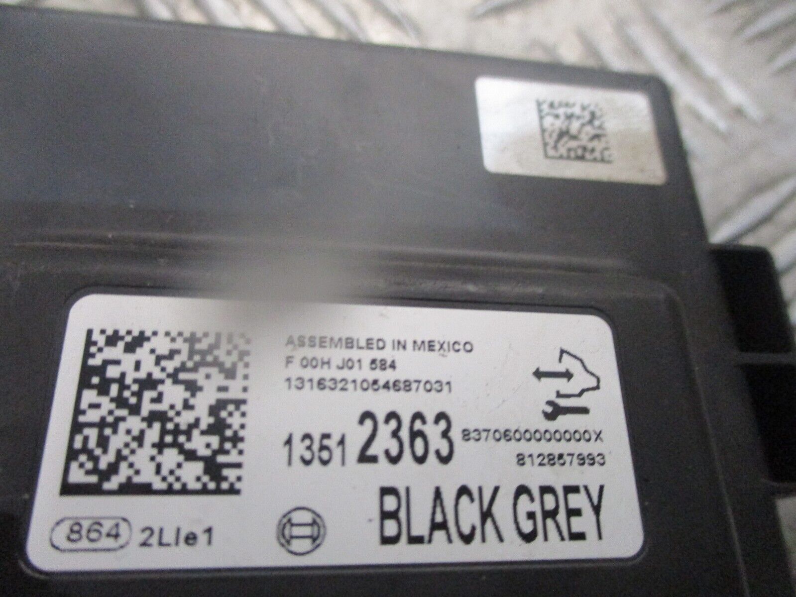 2015 GENUINE VAUXHALL ASTRA PARKING ASSIST CONTROL MODULE UNIT 13512363 - Image 2