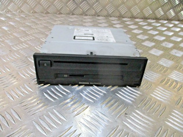 2013-2017 GENUINE SKODA OCTAVIA SAT NAV CD PLAYER SD CARD HEAD UNIT 5E0035842A - Image 2