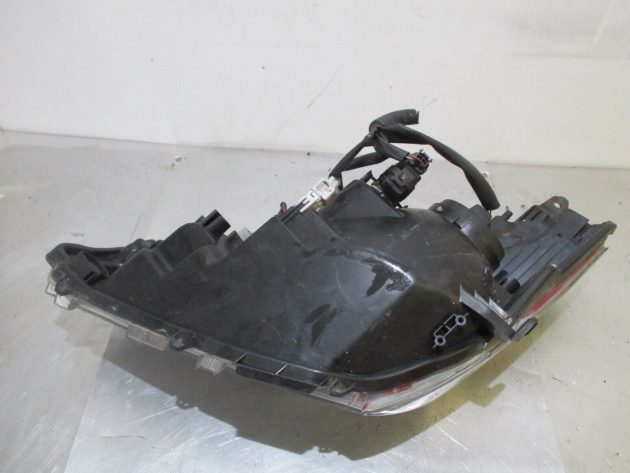 2012-2016 GENUINE TOYOTA YARIS 5 DOOR DRIVER RIGHT SIDE FRONT RHD HEADLIGHT LAMP - Image 3