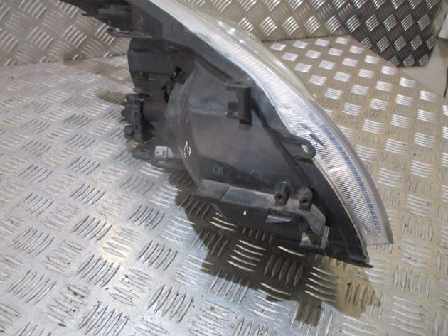 2012 GENUINE TOYOTA PRIUS HYBRID HPASSENGER SIDE FRONT HEADLIGHT LAMP UNIT OEM - Image 2