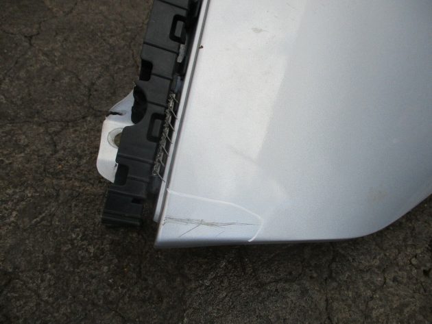 2014 GENUINE HYUNDAI I10 FRONT RIGHT DRIVER SIDE DOOR WING IN GOOD CONDITION - Image 3
