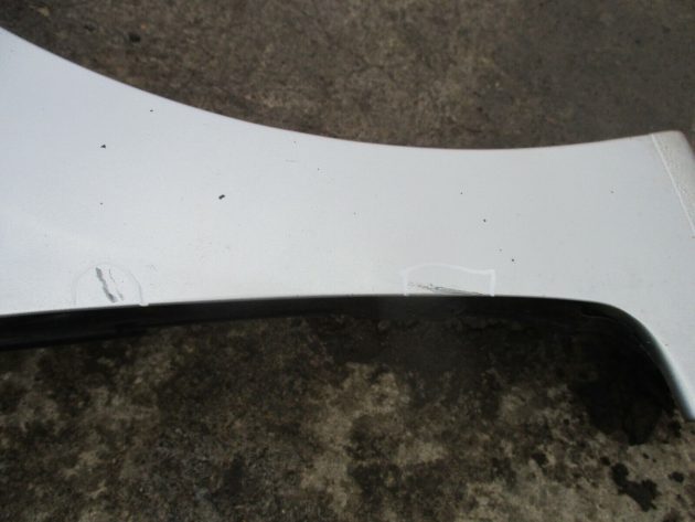 2014 GENUINE HYUNDAI I10 FRONT RIGHT DRIVER SIDE DOOR WING IN GOOD CONDITION - Image 4