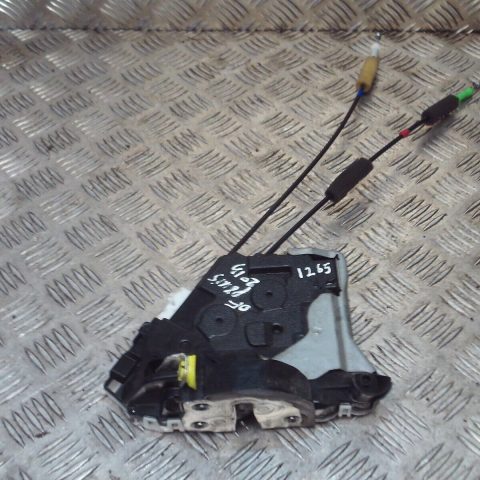 2014 GENUINE TOYOTA PRIUS FRONT RIGHT DRIVER SIDE DOOR LOCK MECHANISM OSF