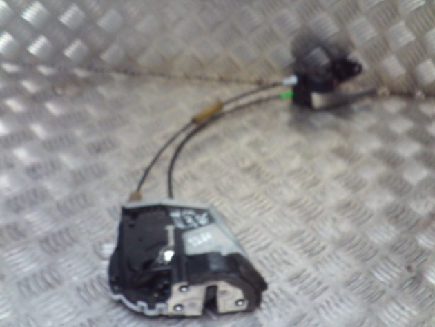 2014 GENUINE TOYOTA PRIUS REAR RIGHT DRIVER SIDE DOOR LOCK MECHANISM OSR - Image 4