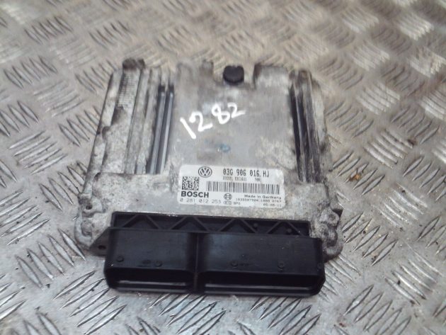 2005 GENUINE VW GOLF MK5 2.0 TDI DIESEL ENGINE CONTROL UNIT ECU 03G906016HJ - Image 3