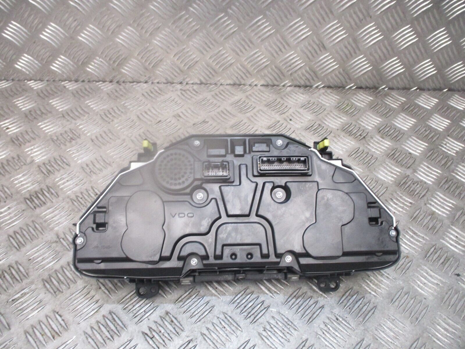 2015 GENUINE TOYOTA AURIS SPEEDOMETER INSTRUMENT CLUSTER CLOCK A2C94485000 - Image 3