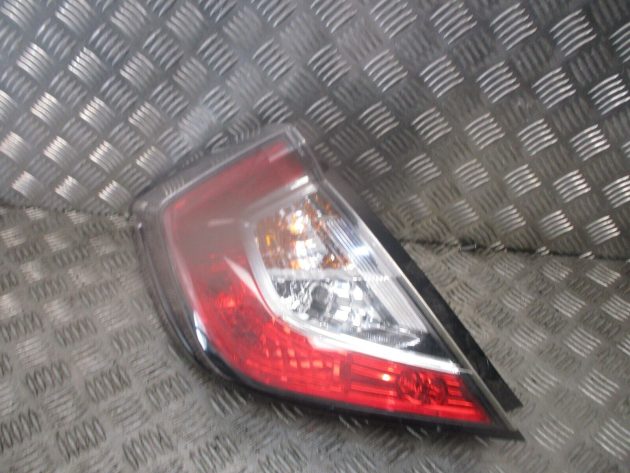 2018 GENUINE HONDA CIVIC REAR LEFT PASSENGER SIDE BODY TAILLIGHT LAMP