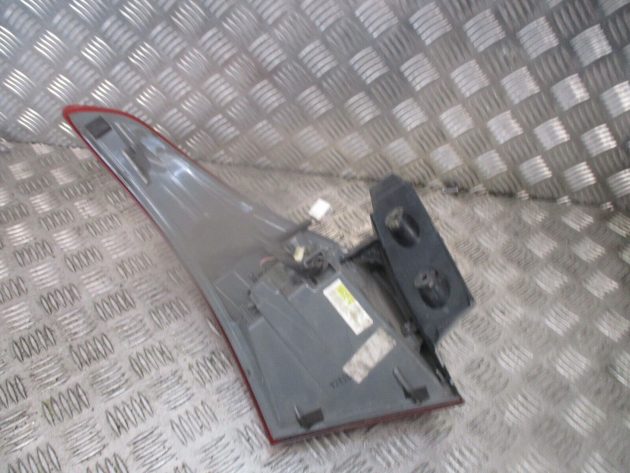 2014 GENUINE HYUNDAI I30 REAR RIGHT DRIVER SIDE BODY TAILLIGHT LAMP - Image 3