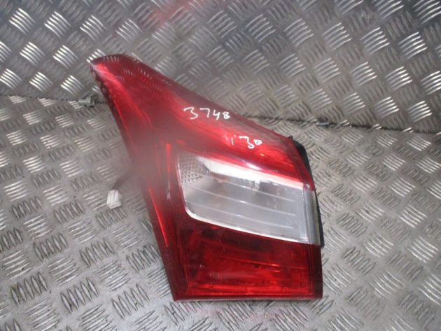 2014 GENUINE HYUNDAI I30 REAR LEFT PASSENGER SIDE BODY TAILLIGHT LAMP - Image 2