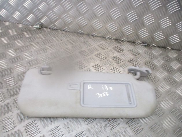 2014 GENUINE HYUNDAI I30 FRONT RIGHT DRIVER SIDE SUN VISOR