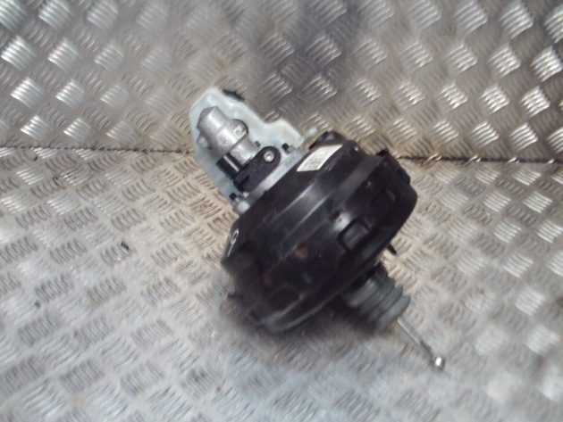 2013 GENUINE VW POLO 6R BRAKE SERVO MASTER CYLINDER 6R2614105D - Image 2