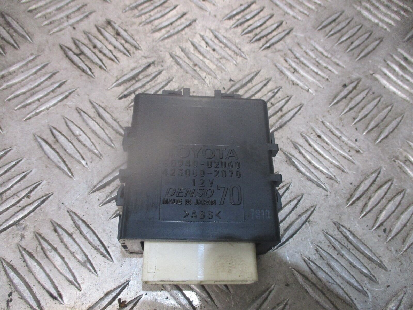 2015 GENUINE TOYOTA AURIS WIPER CONTROL MODULE ECU 85940-02060 - Image 2