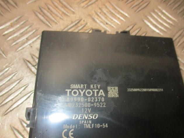 2015 GENUINE TOYOTA AURIS SMART KEY CONTROL MODULE ECU 8999002370 - Image 2
