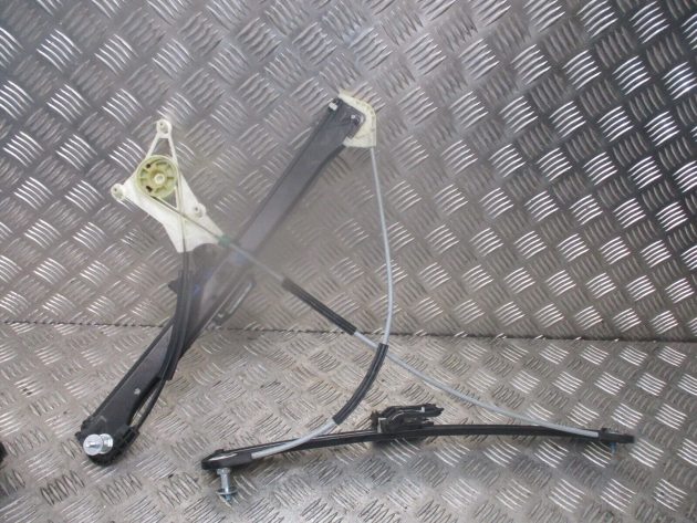 2019 GENUINE AUDI A3 8V FRONT LEFT PASSENGER SIDE WINDOW REGULATER 8V4837462 - Image 3