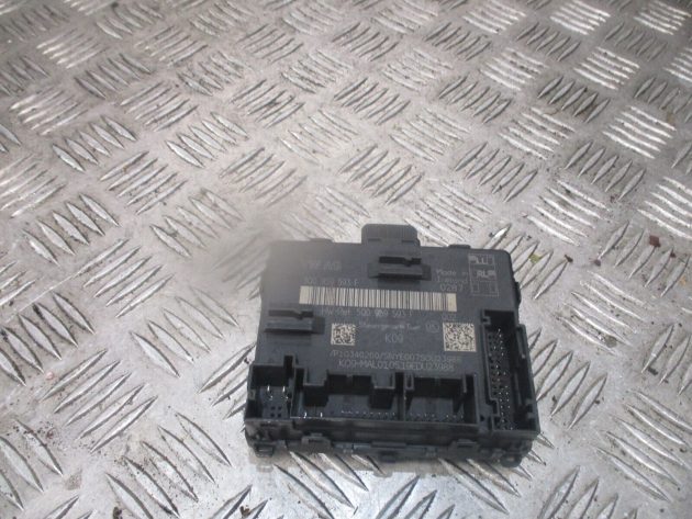 2019 GENUINE AUDI A3 8V FRONT RIGHT DRIVER SIDE DOOR CONTROL MODULE 5Q0959593F - Image 2