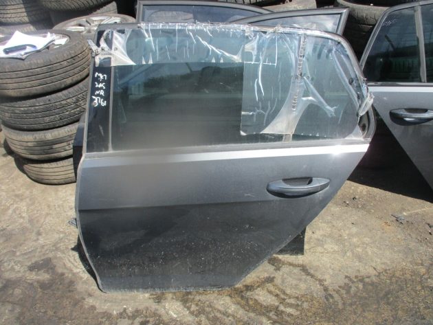 2015 GENUINE VW GOLF MK7 REAR LEFT PASSENGER SIDE BARE SHELL DOOR NSR - Image 2