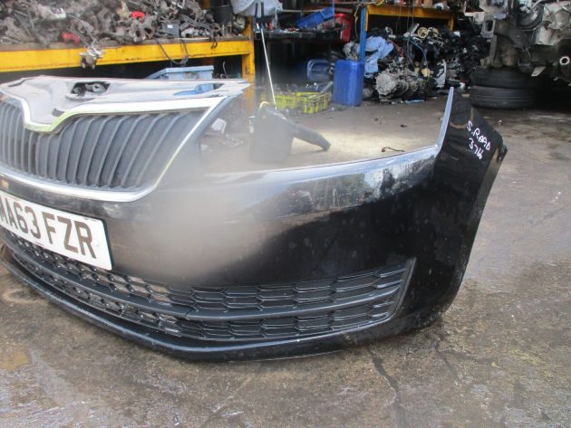2013 GENUINE SKODA RAPID FRONT COMPLETE BUMPER - Image 3