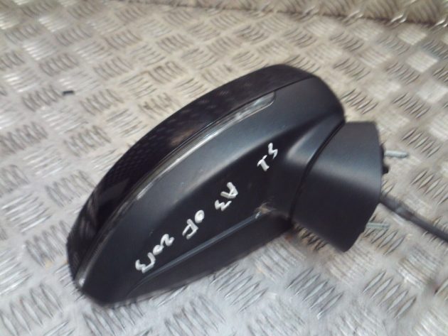 2013 GENUINE AUDI A38V FRONT RIGHT DRIVER SIDE DOOR WING MIRROR OSF - Image 4
