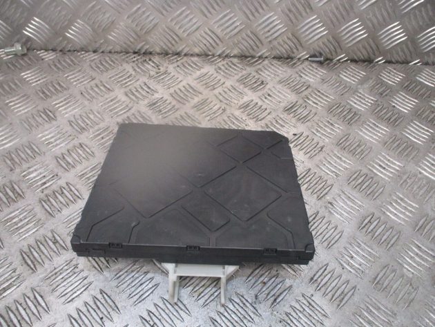 2018 GENUINE VW GOLF MK7.5 BCM BODY CONTROL MODULE UNIT 5Q0937084DF - Image 2