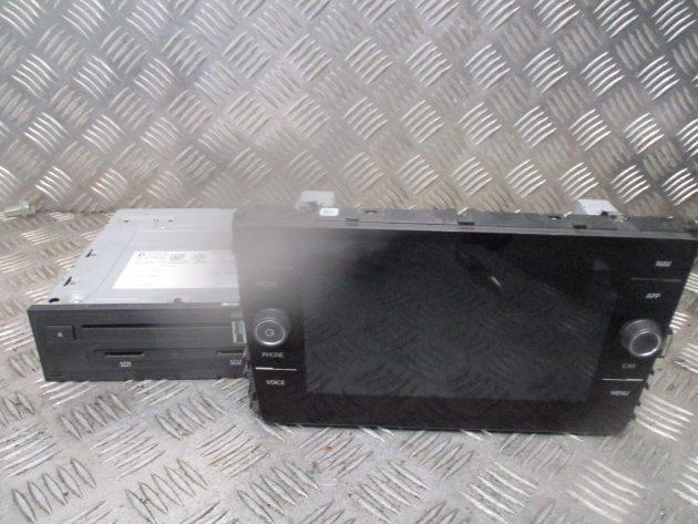 2018 VW GOLF MK7.5 RADIO SAT NAV DISPLAY SCREEN HEAD UNIT 3Q0035874C 5G6919605B - Image 2