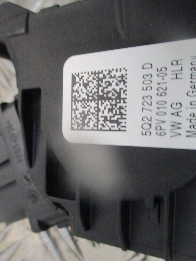 2018 GENUINE VW GOLF MK7.5 ACCELERATOR THROTTLE PEDAL 5Q2723503D - Image 3