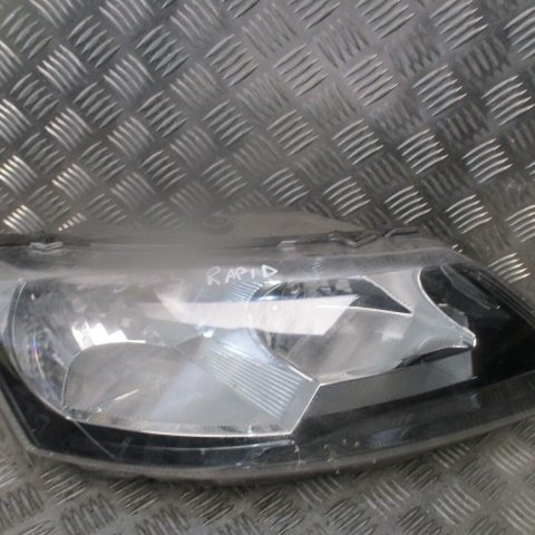 2013 GENUINE SKODA RAPID FRONT RIGHT DRIVER SIDE HEADLIGHT LAMP 5JC941018