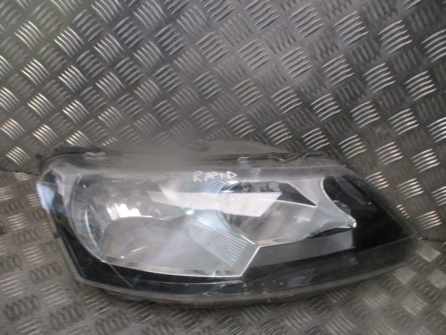 2013 GENUINE SKODA RAPID FRONT RIGHT DRIVER SIDE HEADLIGHT LAMP 5JC941018 - Image 3