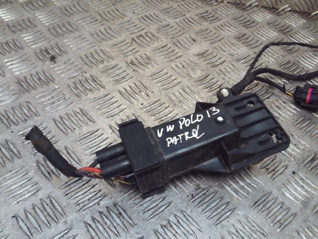 2011 GENUINE VW SCIROCCO RADIATOR CONTROL RELAY 5J0919506 - Image 3