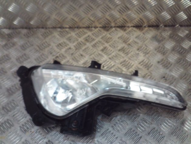 2014 GENUINE KIA SPORTAGE FRONT RIGHT DRIVER SIDE FOG LIGHT LAMP 92202-3W