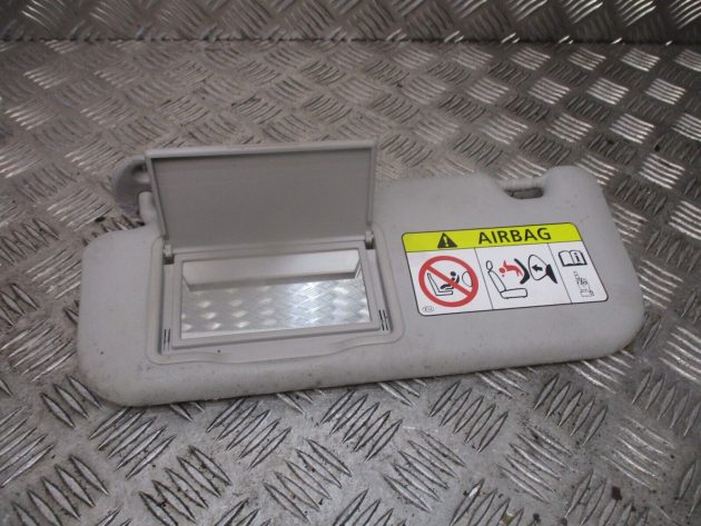 2016 GENUINE TOYOTA AURIS FRONT LEFT PASSENGER SIDE SUNVISOR NSF