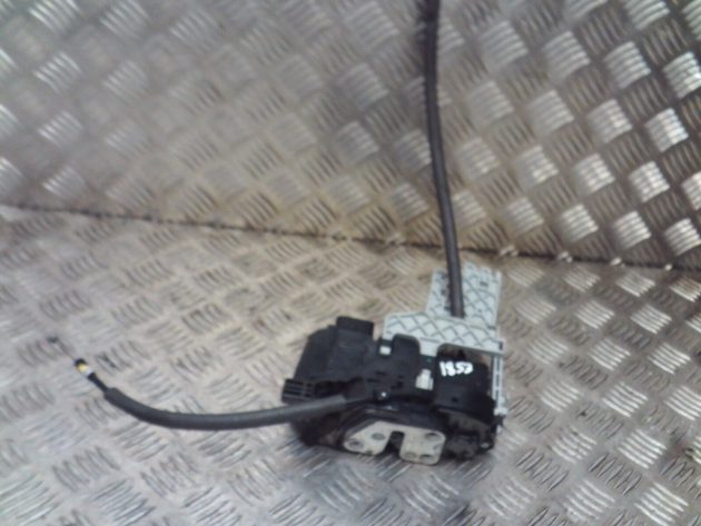 2014 GENUINE KIA SPORTAGE FRONTRIGHT DRIVER SIDE DOOR LOCK MECHANISM 81320-3U020