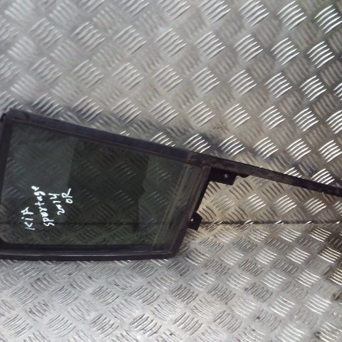 2014 GENUINE KIA SPORTAGE REAR RIGHT DRIVER SIDE QUARTER WINDOW GLASS