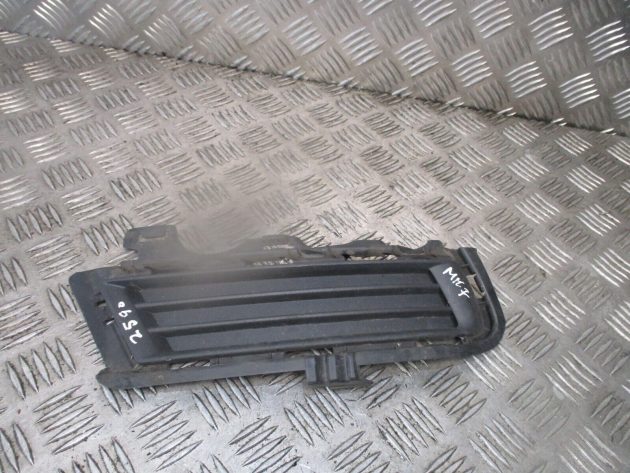 2015 GENUINE VW GOLF MK7 FRONT RIGHT DRIVER SIDE LOWER BUMPER GRILL 5G0853212D - Image 2