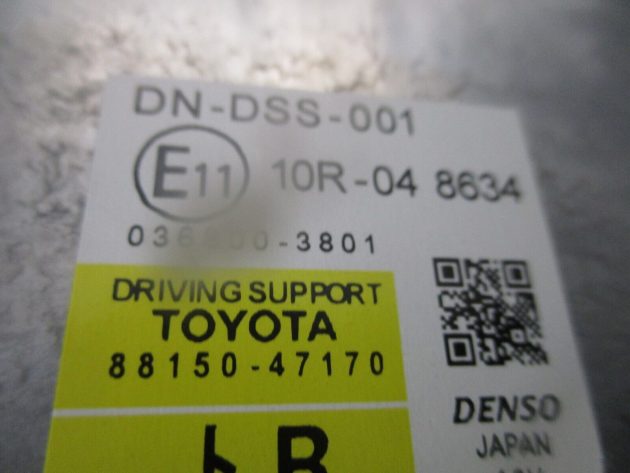 2019 GENUINE TOYOTA PRIUS PLUS DRIVING SUPPORT CONTROL MODULE UNIT 8815047170 - Image 3