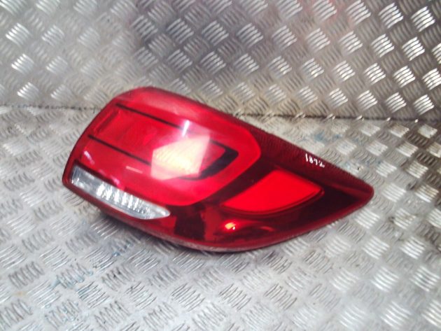 2014 GENUINE KIA SPORTAGE REAR RIGHT DRIVER SIDE TAILLIGHT LAMP 92402-3W5 - Image 2