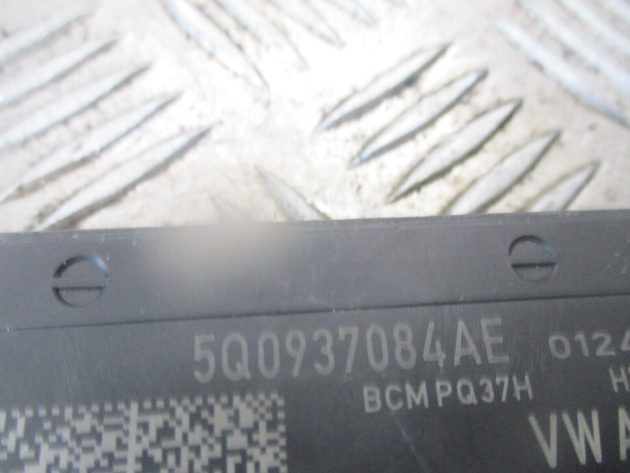 2015 GENUINE AUDI A3 8V BCM BODY CONTROL MODULE UNIT 5Q0937084AE - Image 3