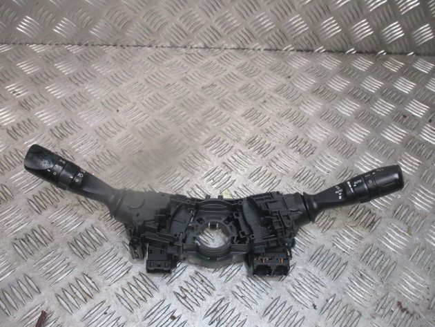 2016 GENUINE TOYOTA AURIS INDICATER WIPER STALK - Image 2