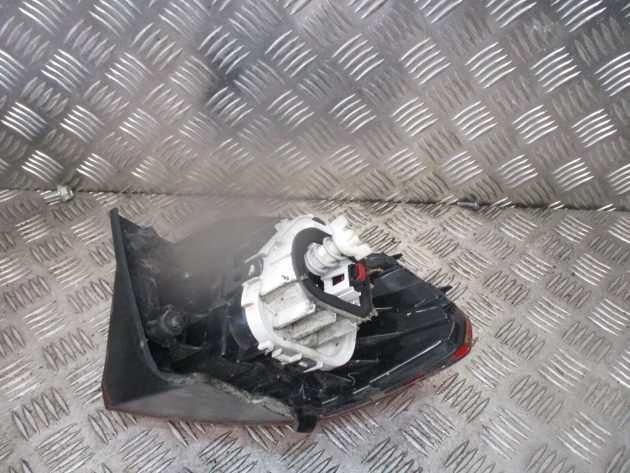 2014 VW GOLF MK7 SPORTVAN REAR RIGHT DRIVER SIDE BODY TAILLIGHT LAMP 510945096R - Image 3