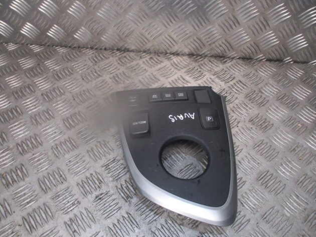 2014 GENUINE TOYOTA AURIS GEARSTICK SURROUND TRIM WITH SWITCHES 5882102680 - Image 4