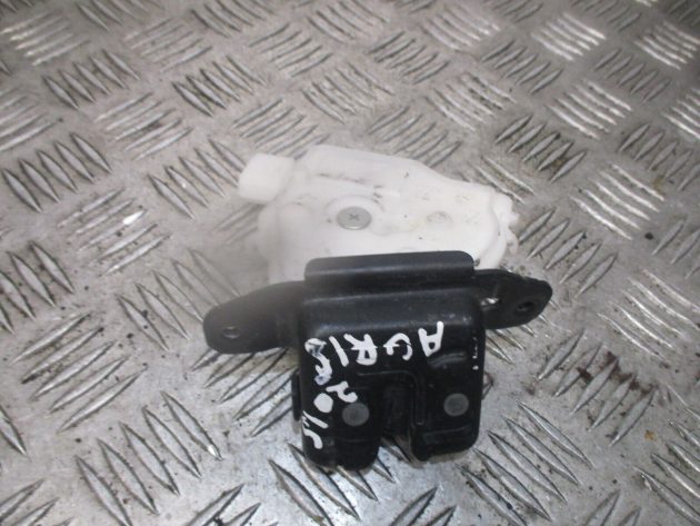 2016 GENUINE TOYOTA AURIS HATCHBACK REAR TAILGATE BOOT LOCK MECHANISM - Image 2